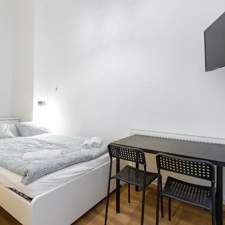 Nepszinhaz 16 Tiny Studios Budapest Kültér fotó
