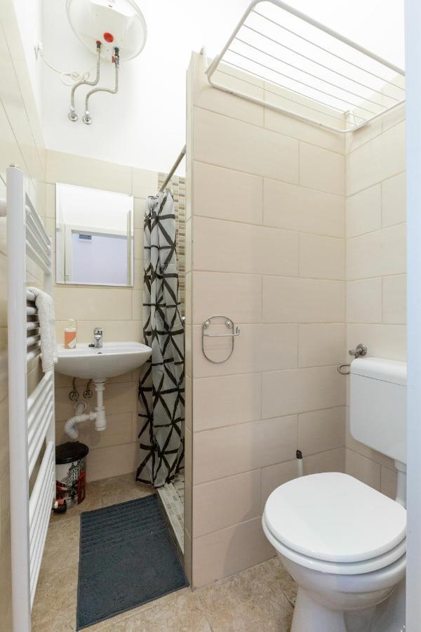 Nepszinhaz 16 Tiny Studios Budapest Kültér fotó