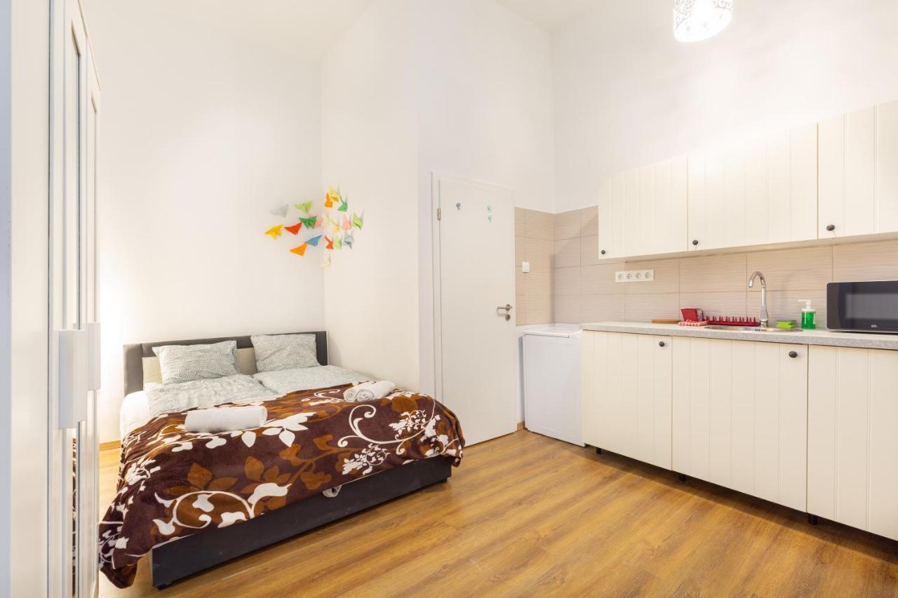 Nepszinhaz 16 Tiny Studios Budapest Kültér fotó