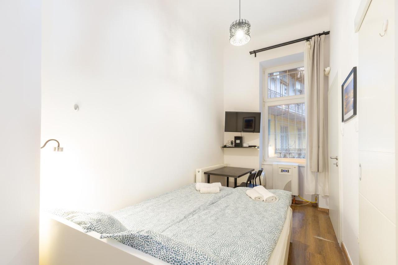 Nepszinhaz 16 Tiny Studios Budapest Kültér fotó