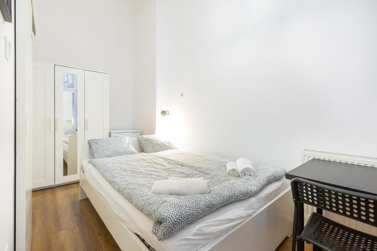 Nepszinhaz 16 Tiny Studios Budapest Kültér fotó