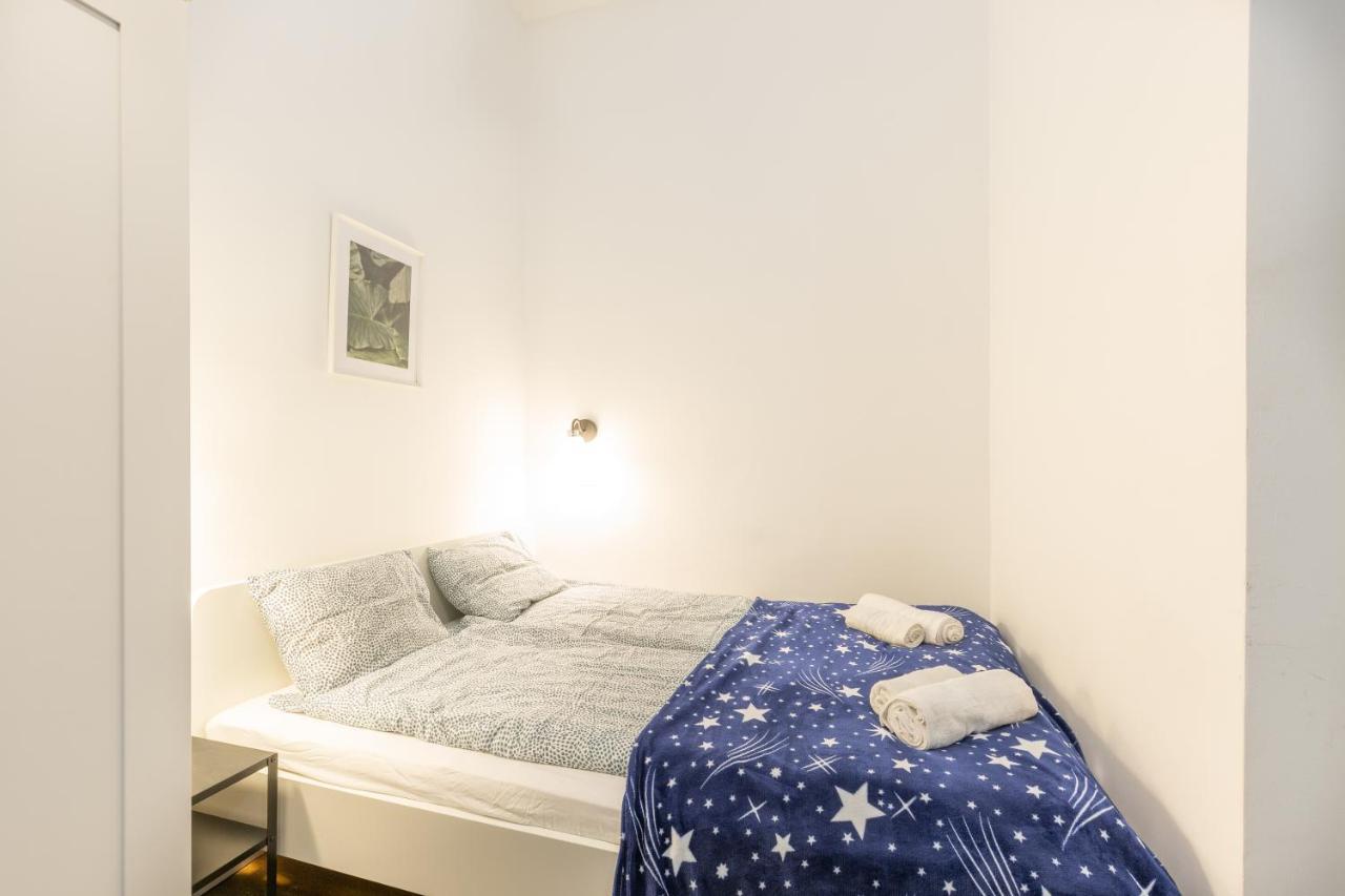 Nepszinhaz 16 Tiny Studios Budapest Kültér fotó